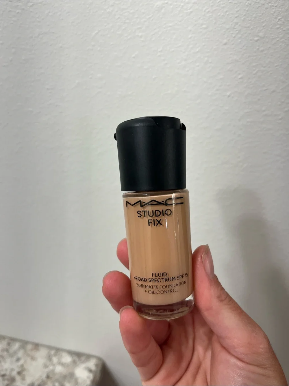 MAC Cosmetics Studio Fix Fluid Foundation - NW30